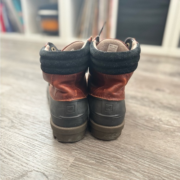 Men's Sperry Brown and Black Waterproof Duck Boots - Classic Lace-Up - Picture 4 of 8